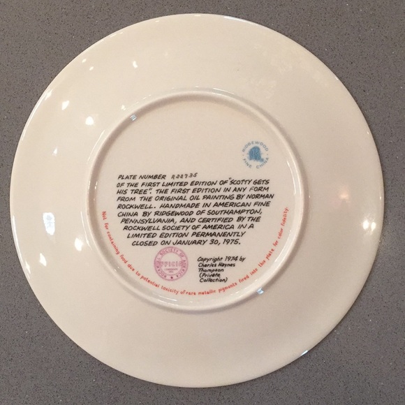 Norman Rockwell plate “Scotty Gets His Tree” - Picture 2 of 2